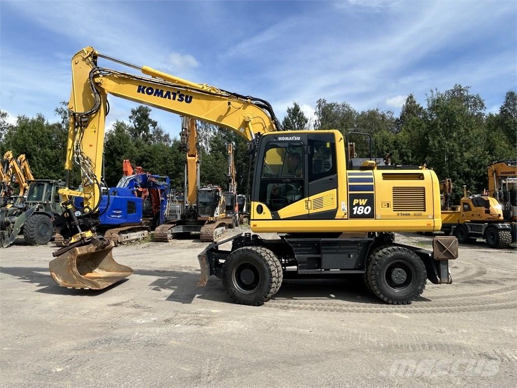 Komatsu PW 180-11 Bageri na kotačima