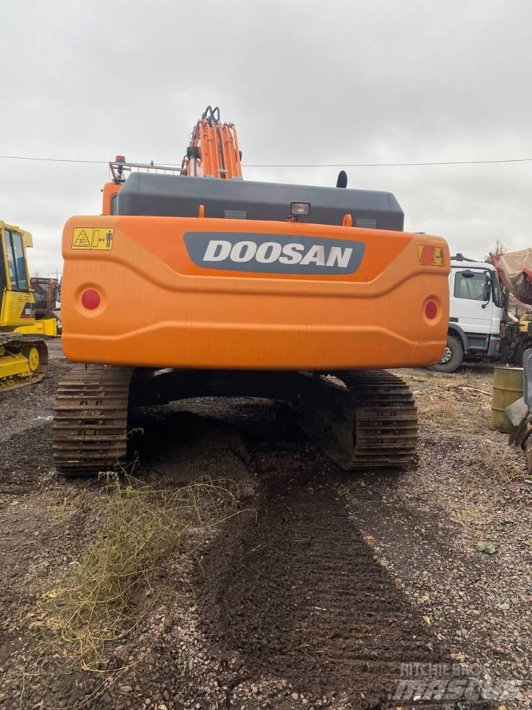 Doosan DX 340 LCA Bageri gusjeničari