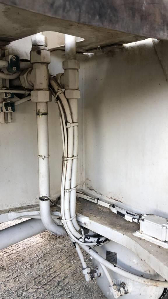 Liebherr LG 1550 Rabljene dizalice za težak teren