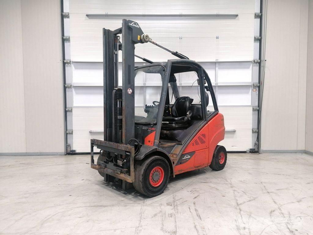 Linde H30D-02 Dizelski viličari
