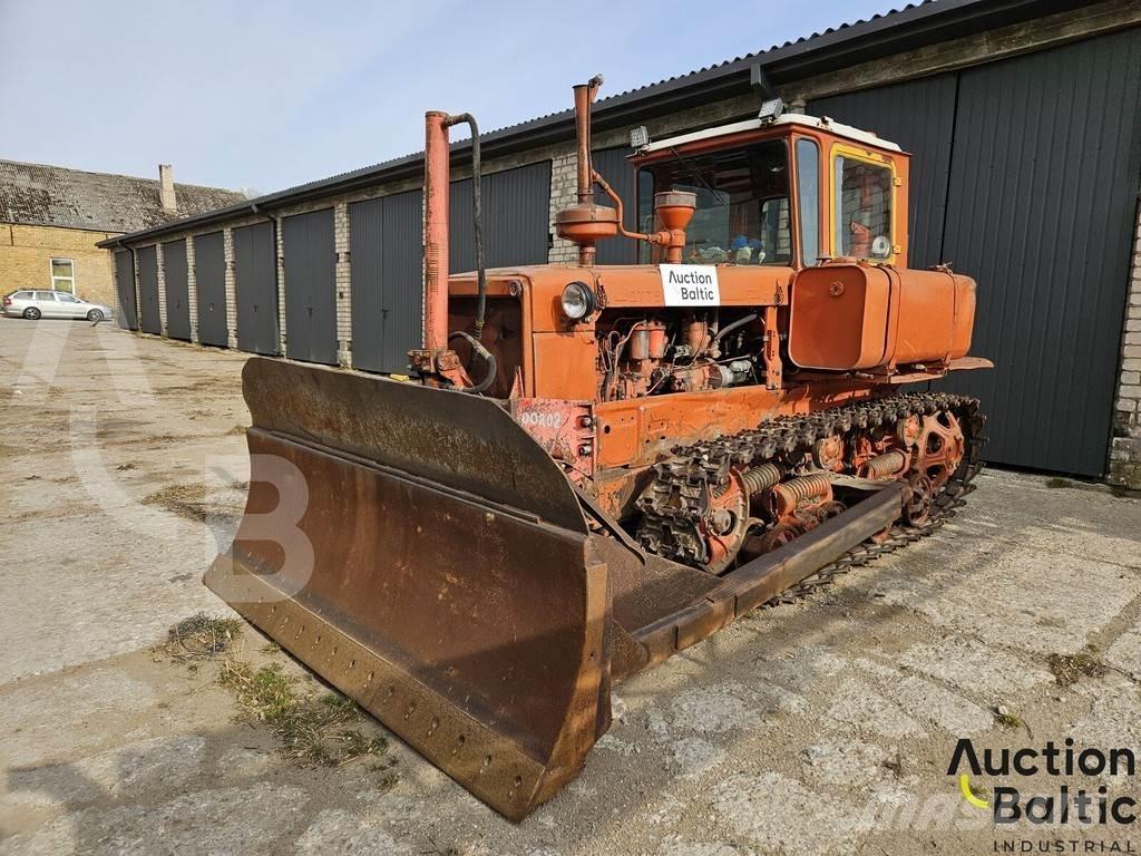  Onbekend DT-75 Buldožeri gusjeničari