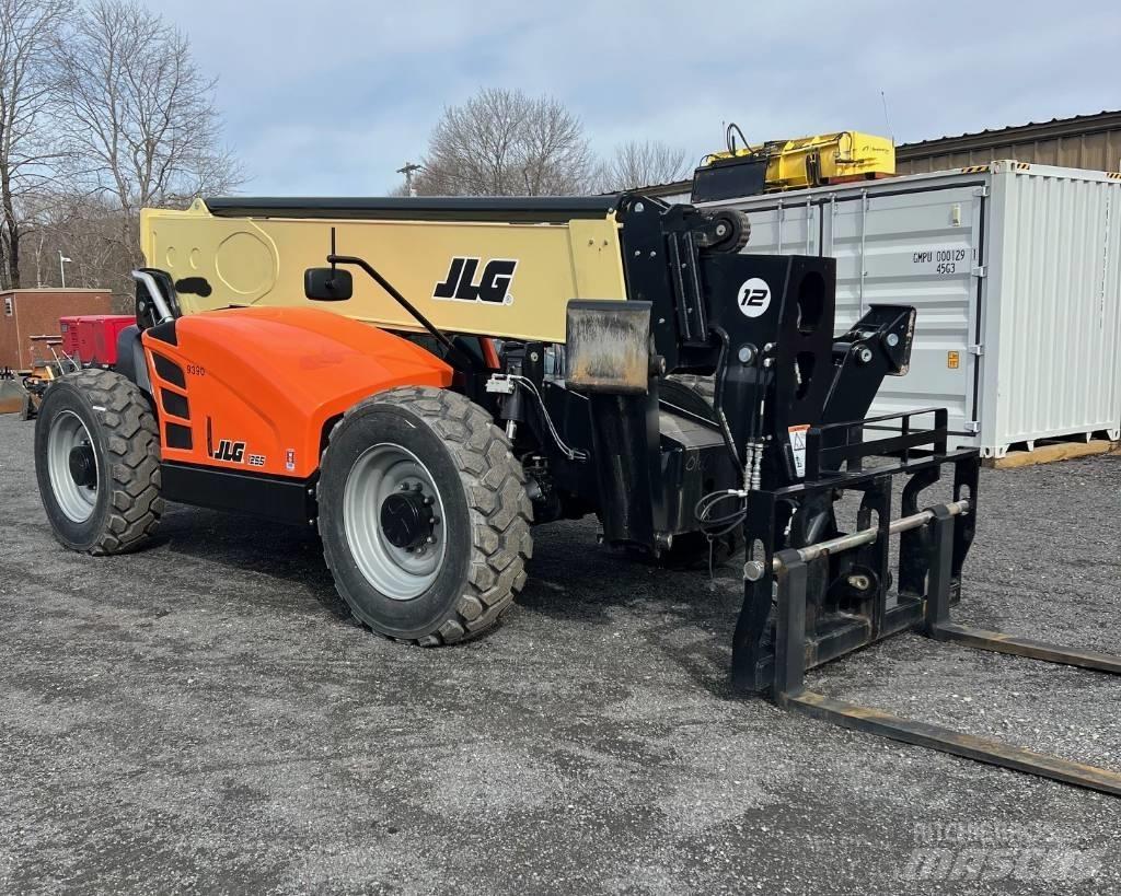 JLG 1255 Teleskopski viličari