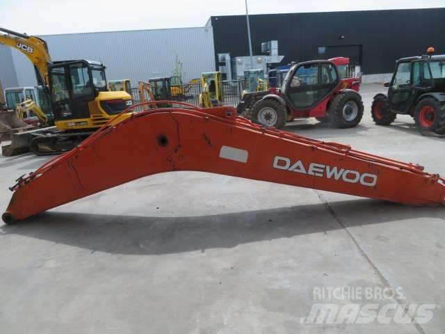 Daewoo DX 225 LC Šasije I ovjese
