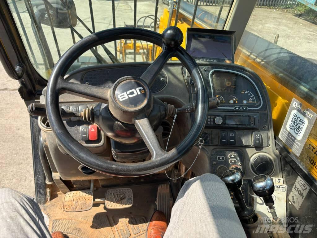 JCB 540-140 Teleskopski viličari