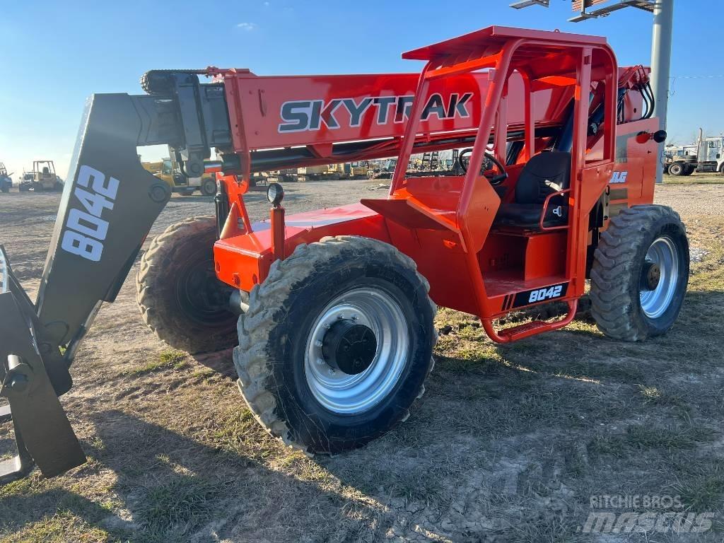 SkyTrak 8042 Teleskopski viličari