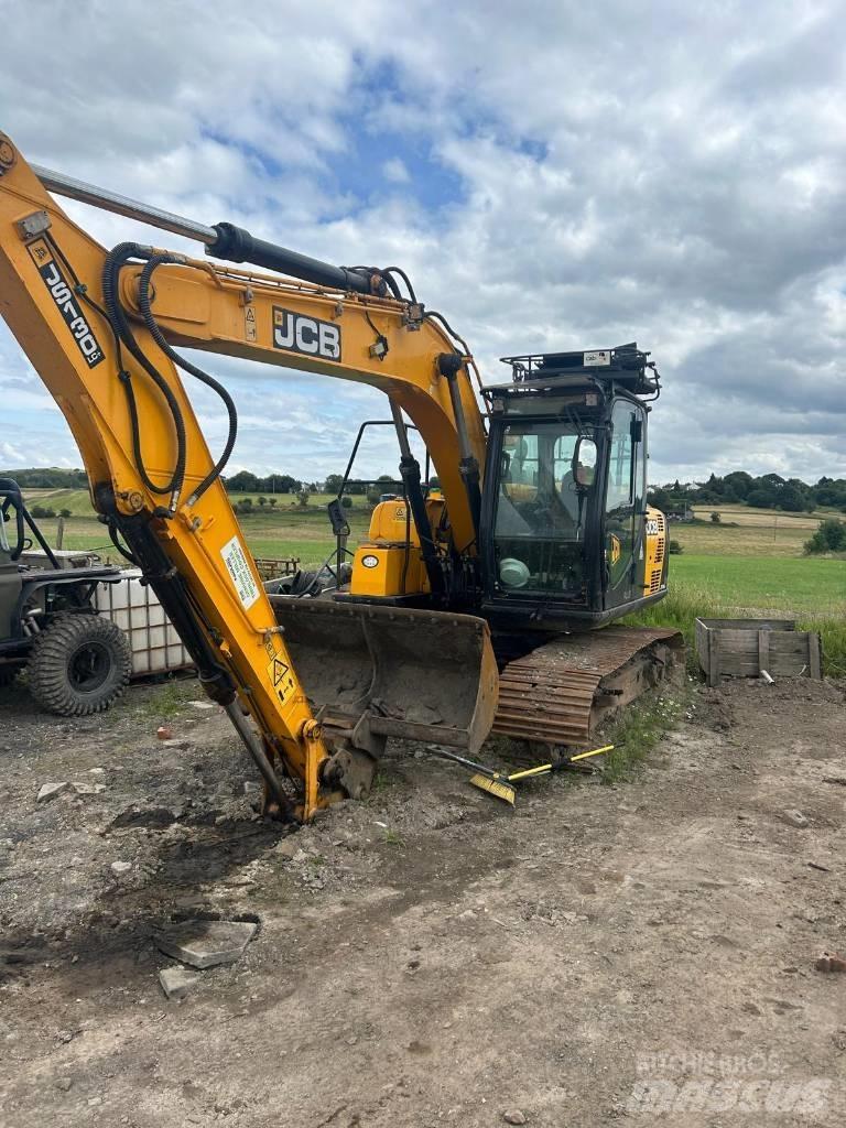 JCB JS 130 LC Bageri gusjeničari