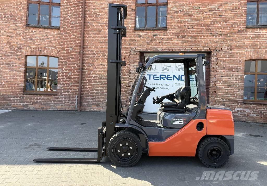 Toyota 06-8FD30F Dizelski viličari