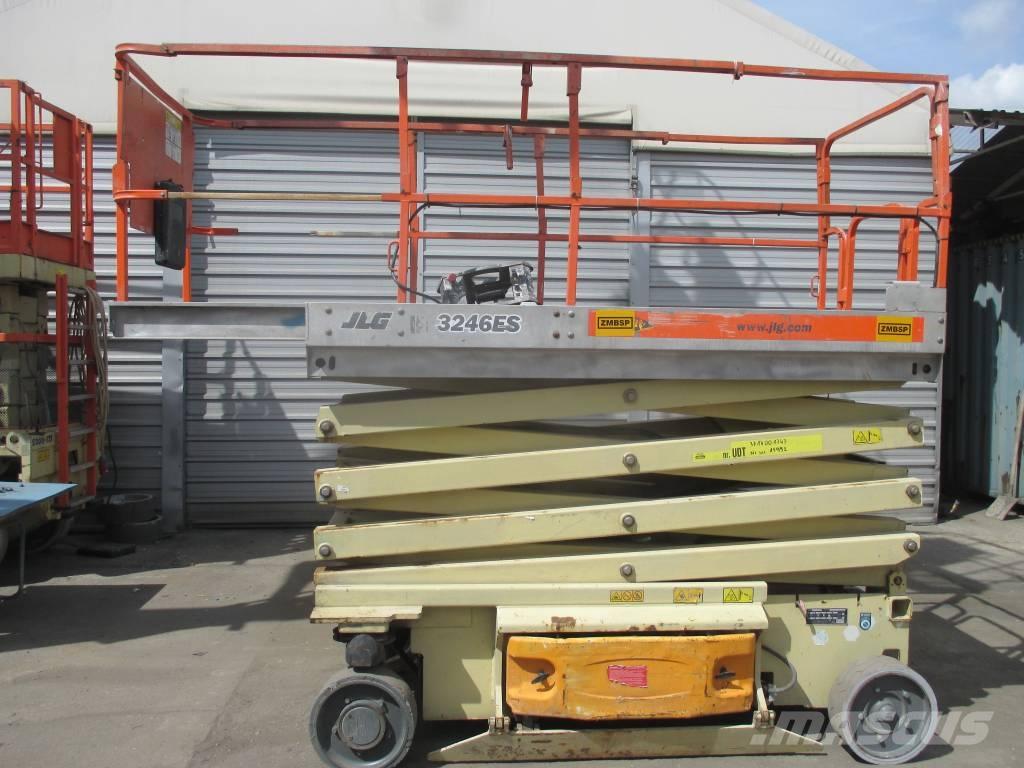 JLG 3246 ES Škaraste platforme