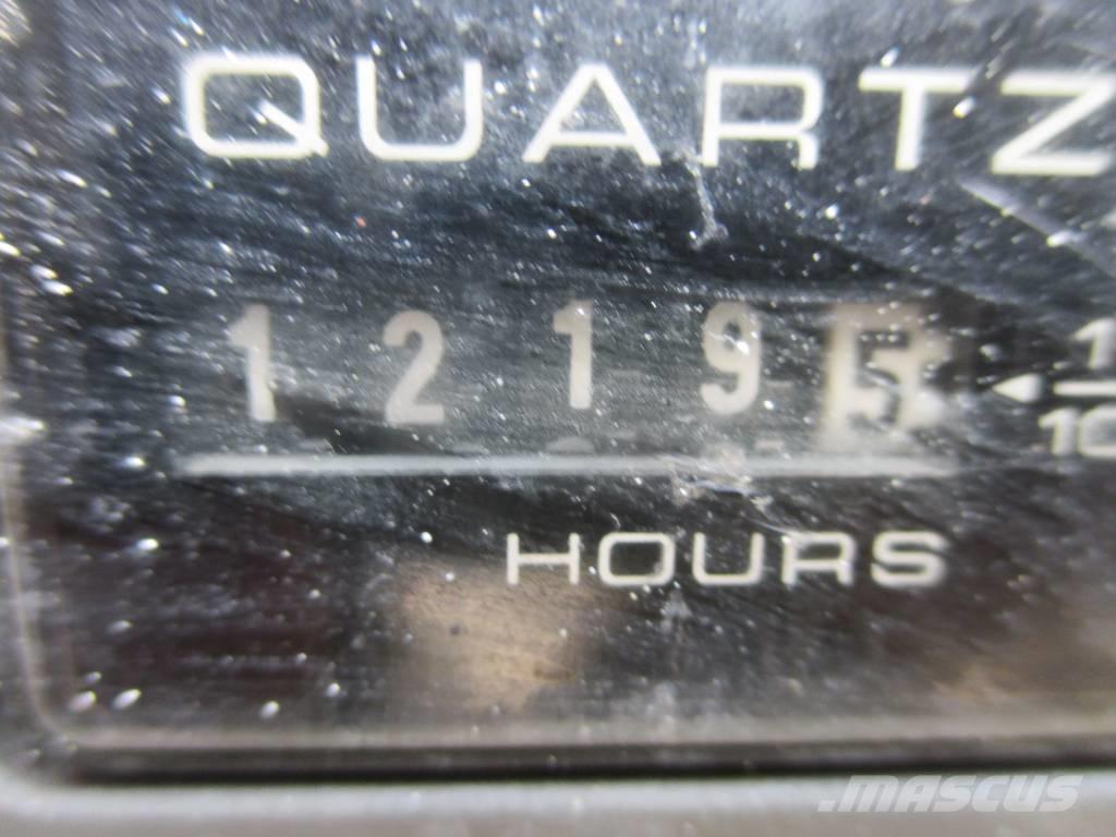 JLG 3246 ES Škaraste platforme