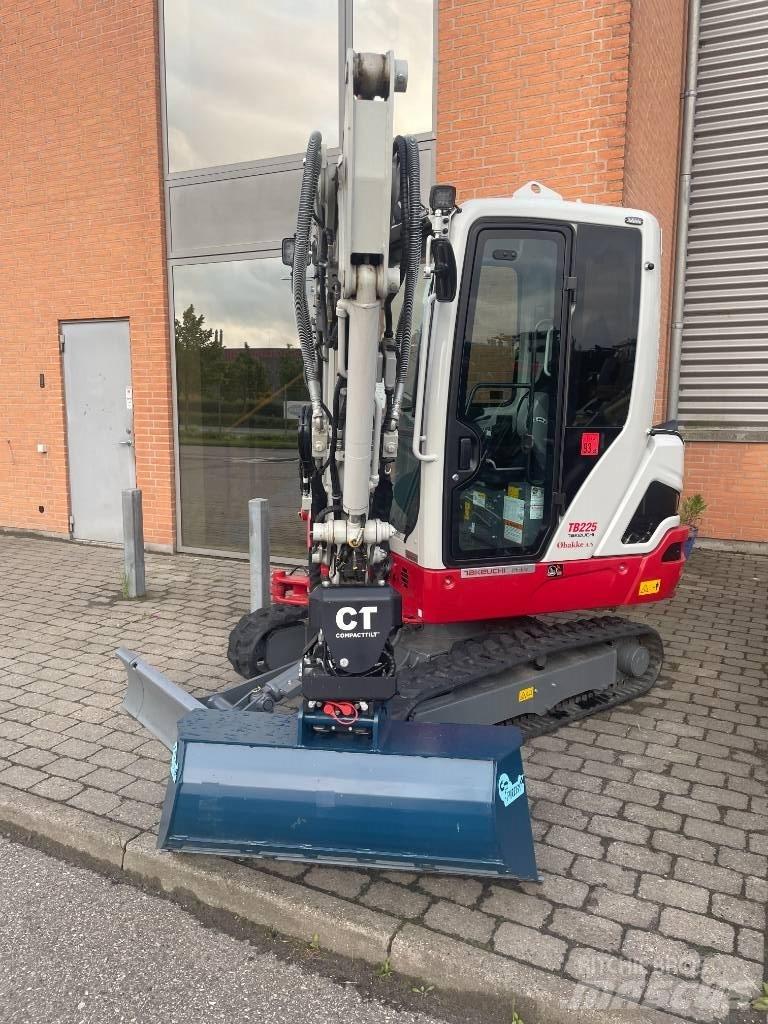 Takeuchi TB 225 Mini bageri <7t
