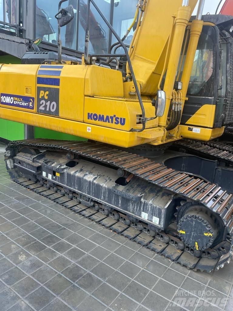 Komatsu PC210-10MO Bageri gusjeničari