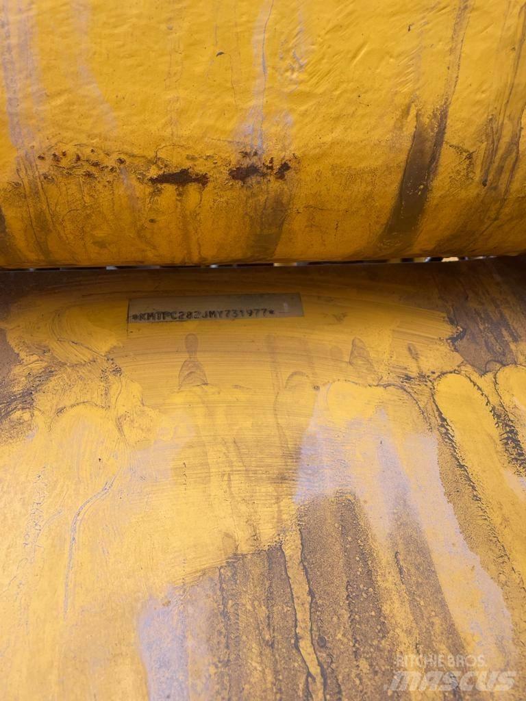 Komatsu PC210-10MO Bageri gusjeničari