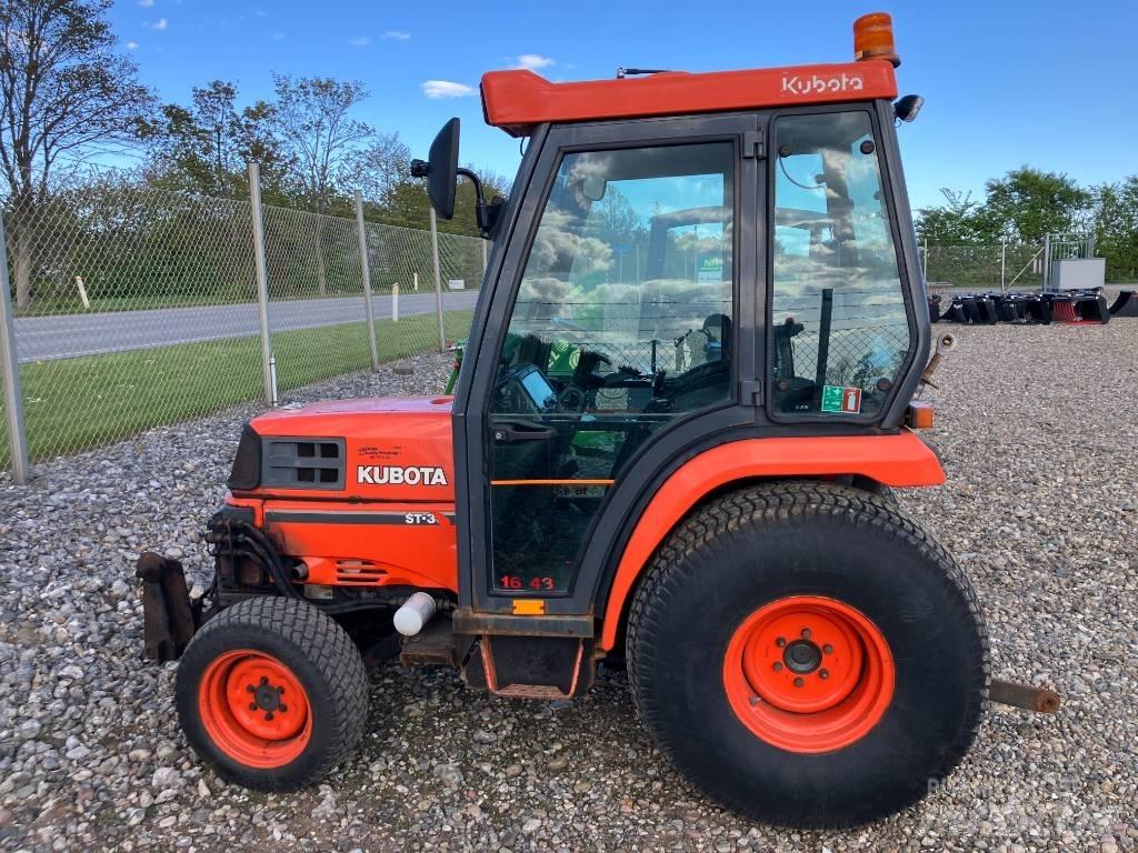 Kubota ST 30 Kompaktni (mali) traktori