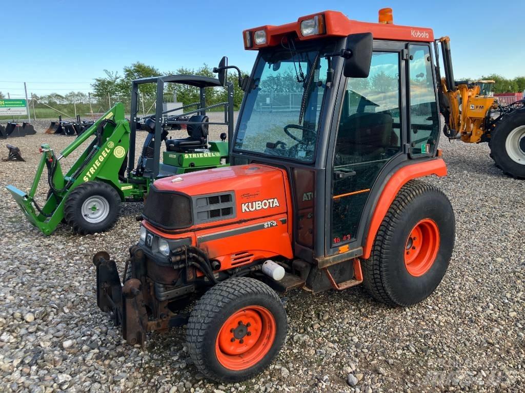Kubota ST 30 Kompaktni (mali) traktori