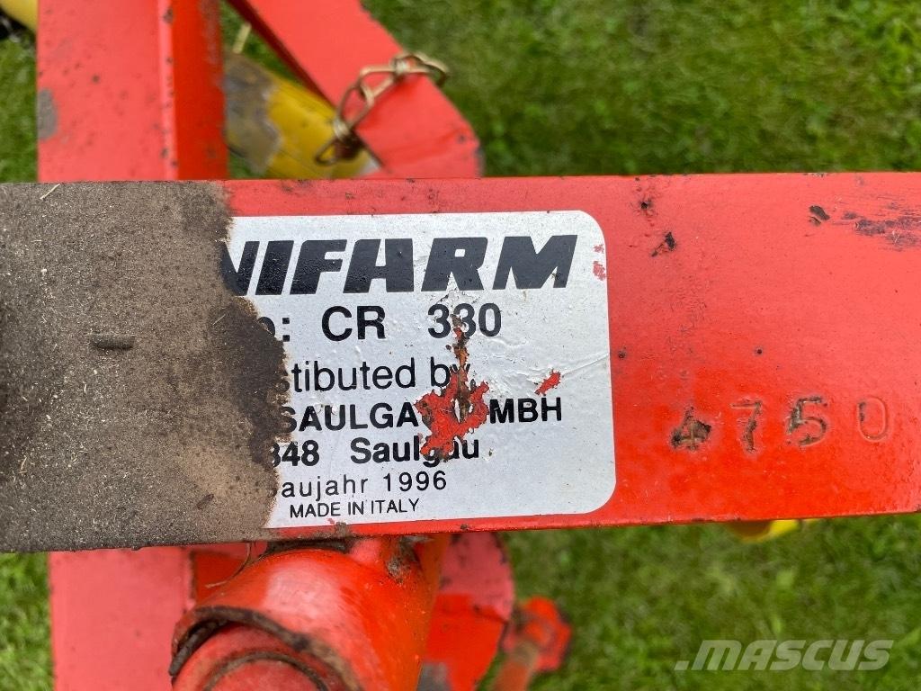 Unifarm CR 330 Okretači i sakupljači sijena