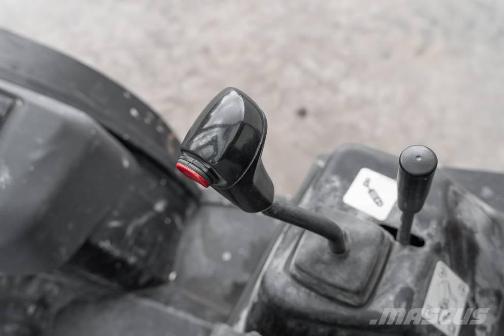 Manitou MC 30-4 Dizelski viličari