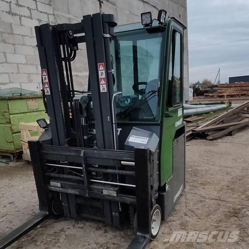 Combilift CBE 2500 Viličari sa 4-stranskim dohvatom