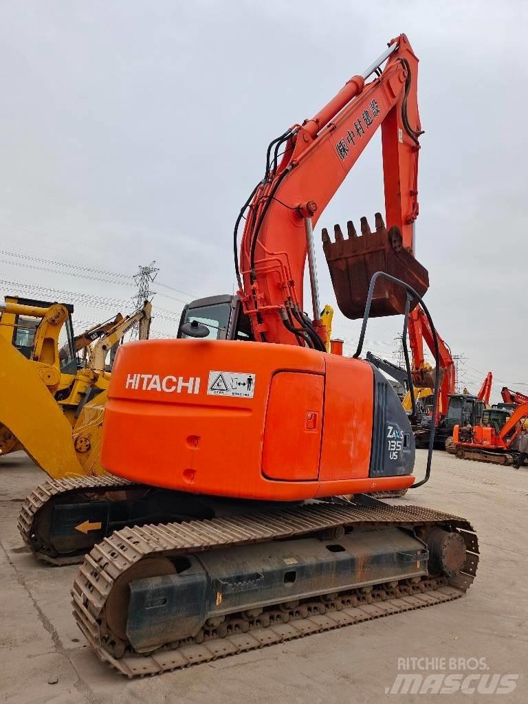 Hitachi ZX 135 US Bageri gusjeničari