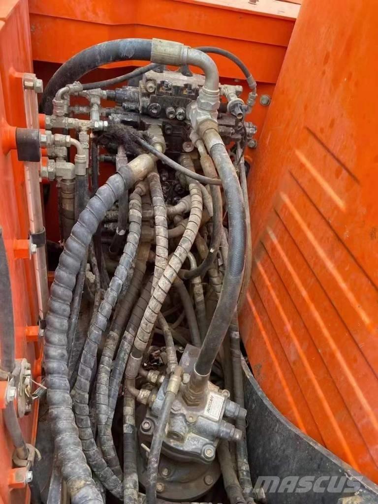Doosan DX 75 Bageri gusjeničari