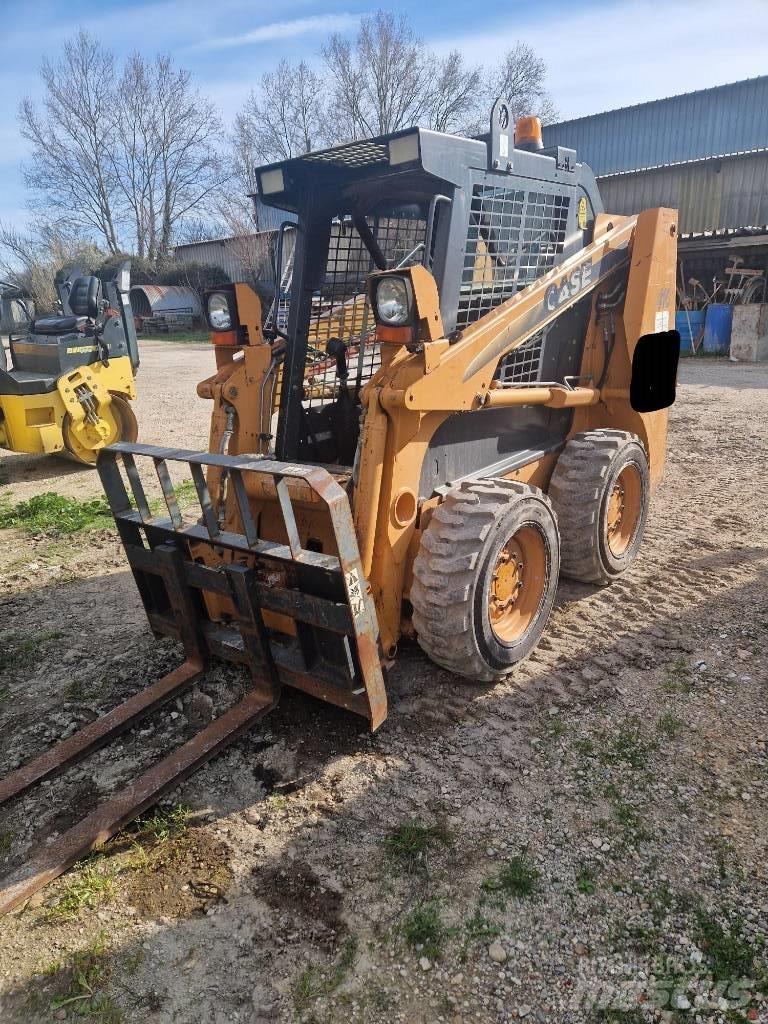 CASE 410 Skid steer mini utovarivači
