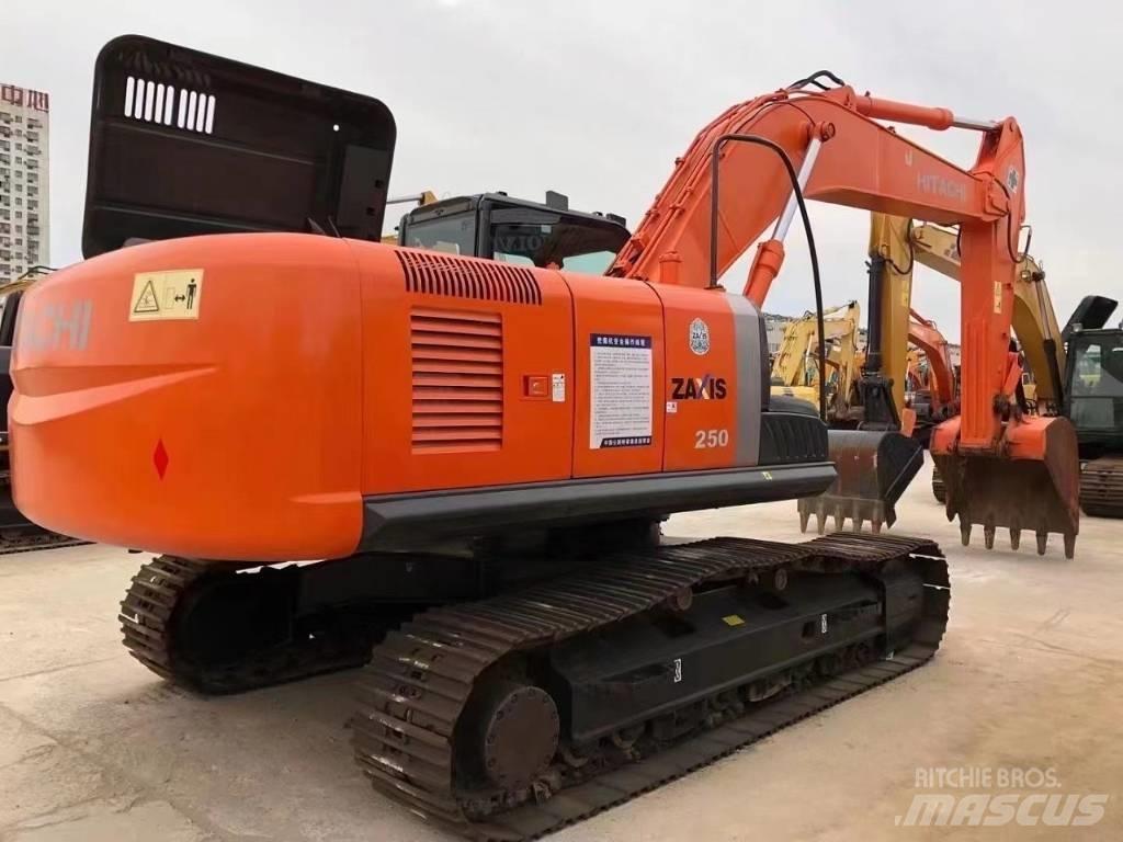 Hitachi ZX 250 Bageri gusjeničari