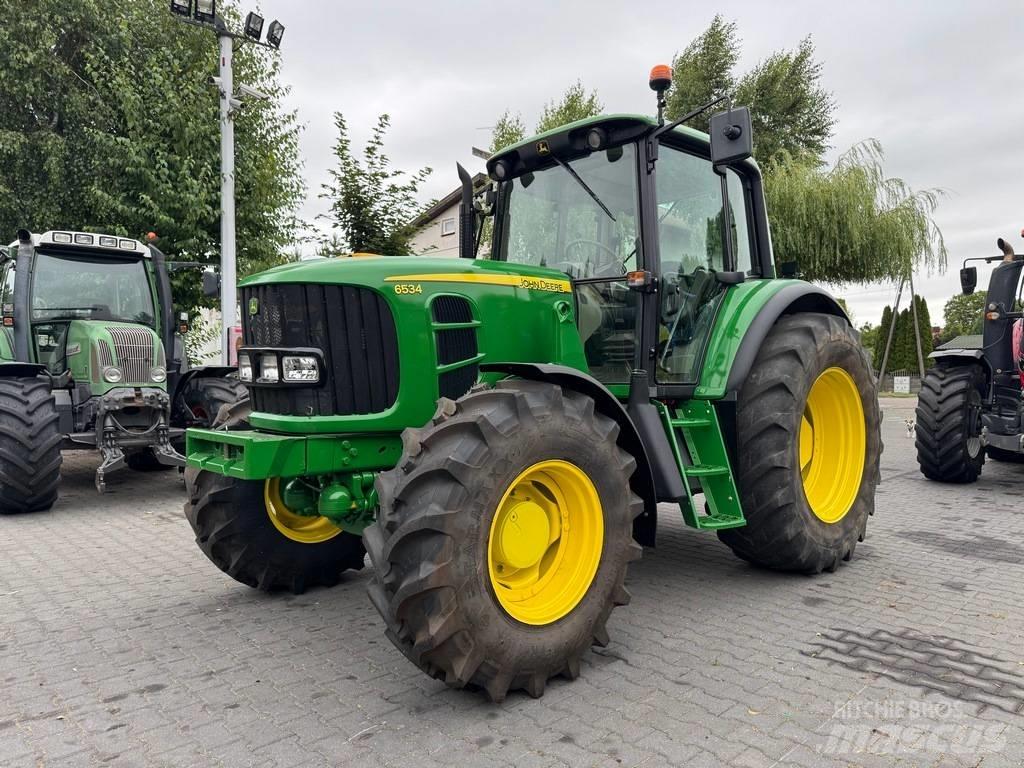 John Deere 6534 Traktori