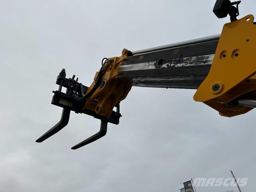 JCB TM 320 S Teleskopski viličari