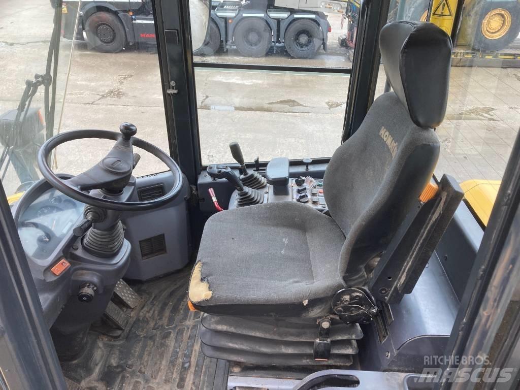 Komatsu WA 250 Utovarivači na kotačima