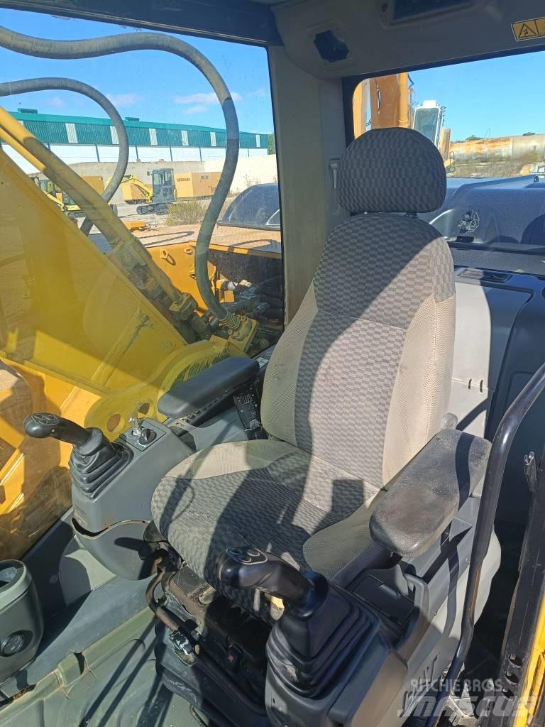 CAT 325 D Bageri gusjeničari
