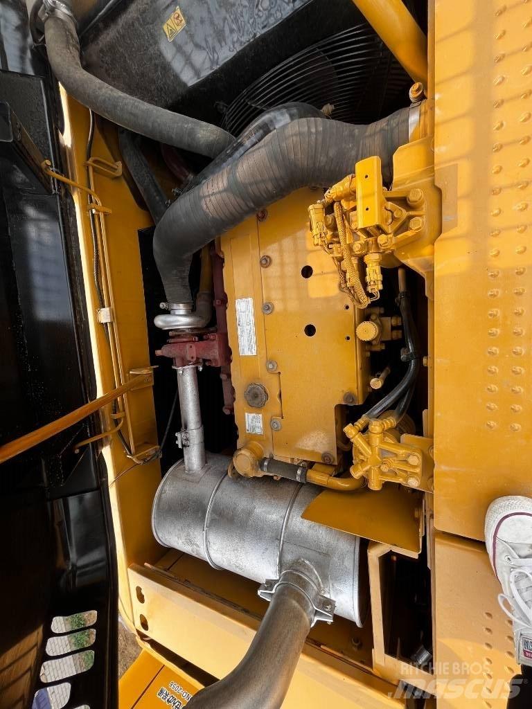 CAT CAT320D Bageri gusjeničari