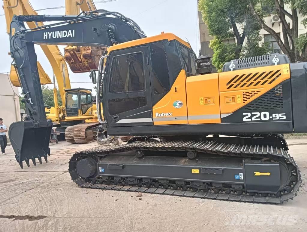 Hyundai 220LC-9S Bageri gusjeničari