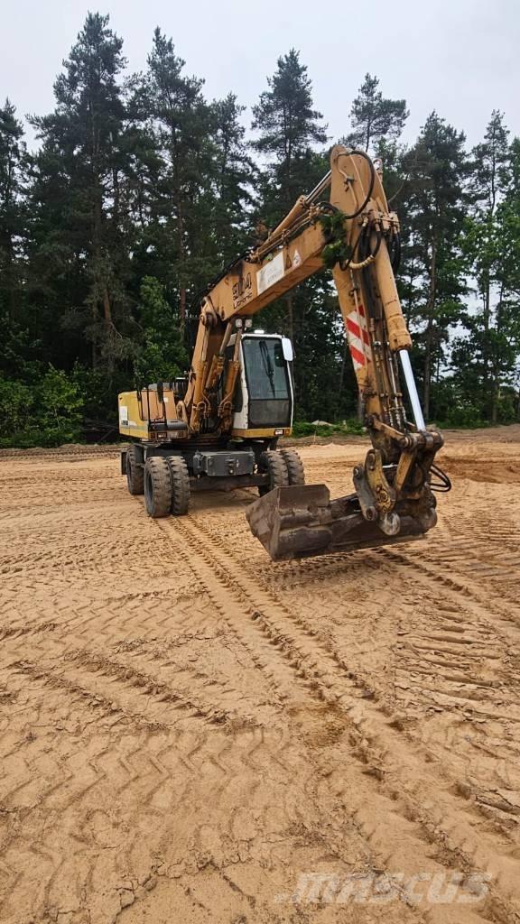 Liebherr 904 Bageri na kotačima