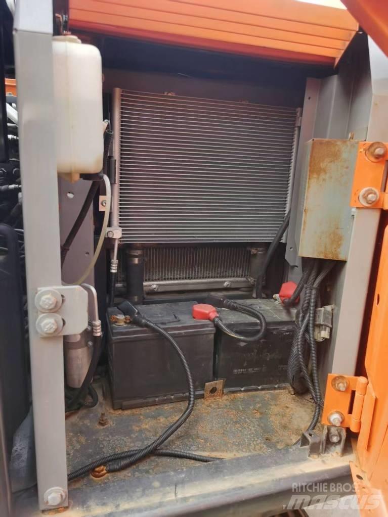 Hitachi ZX 70 Midi bageri 7t – 12t