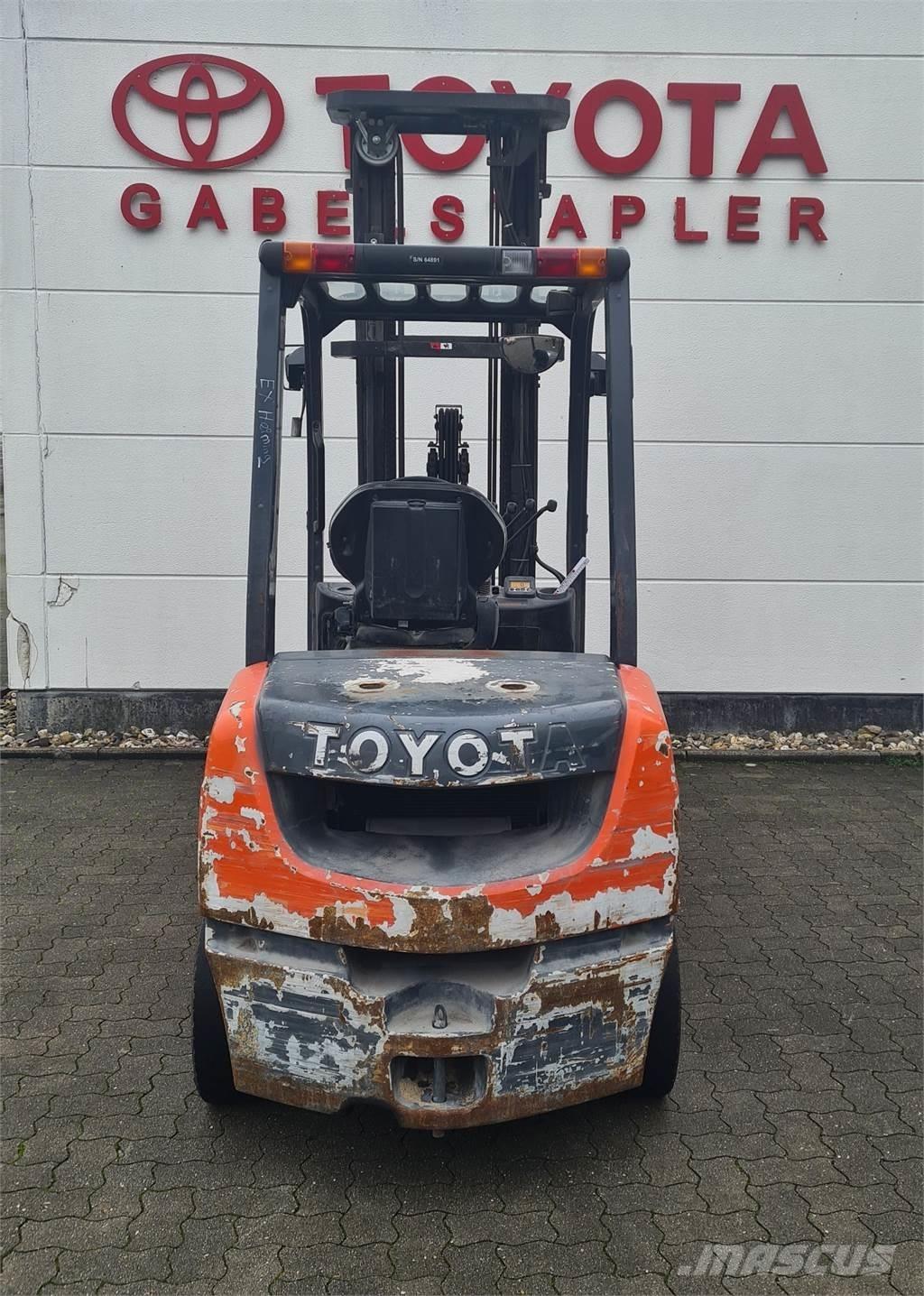 Toyota 02-8FDF30 Dizelski viličari