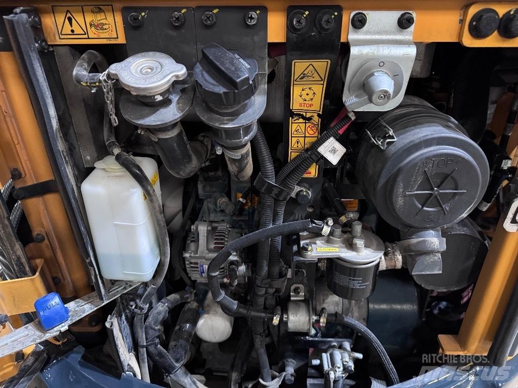 Hyundai R25Z-9 AK Mini bageri <7t
