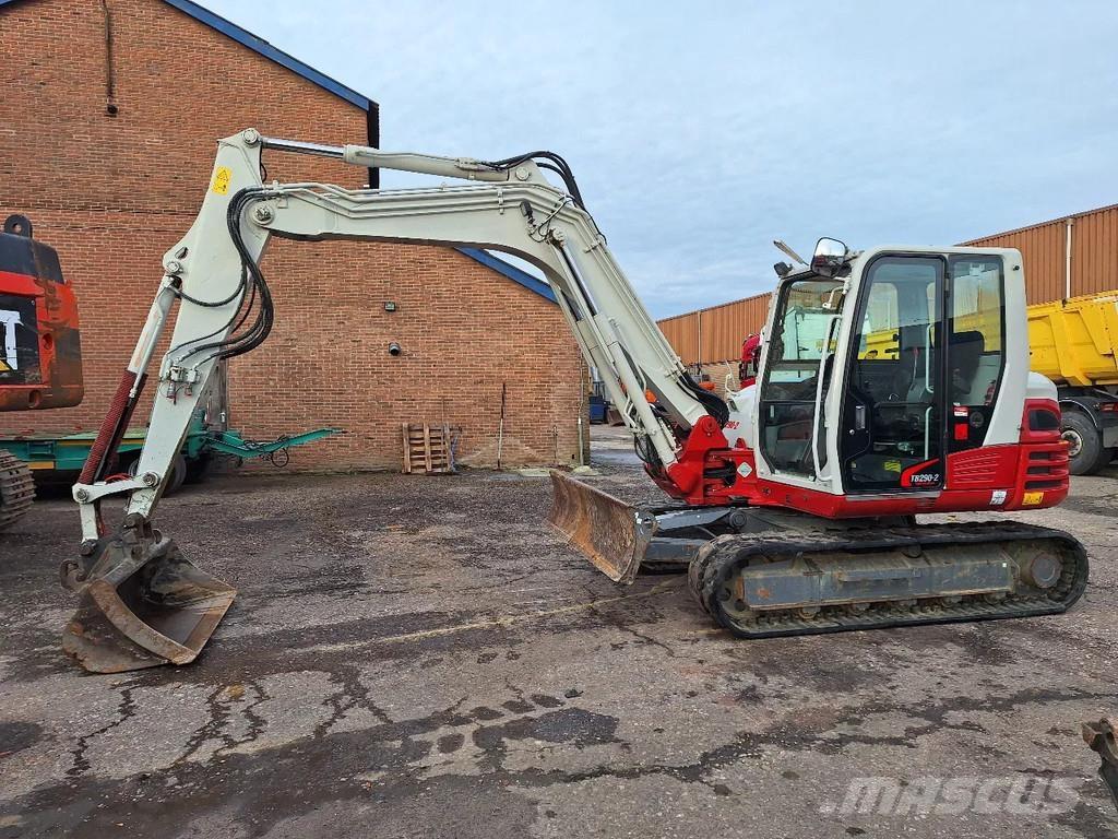 Takeuchi TB290-2 Midi bageri 7t – 12t