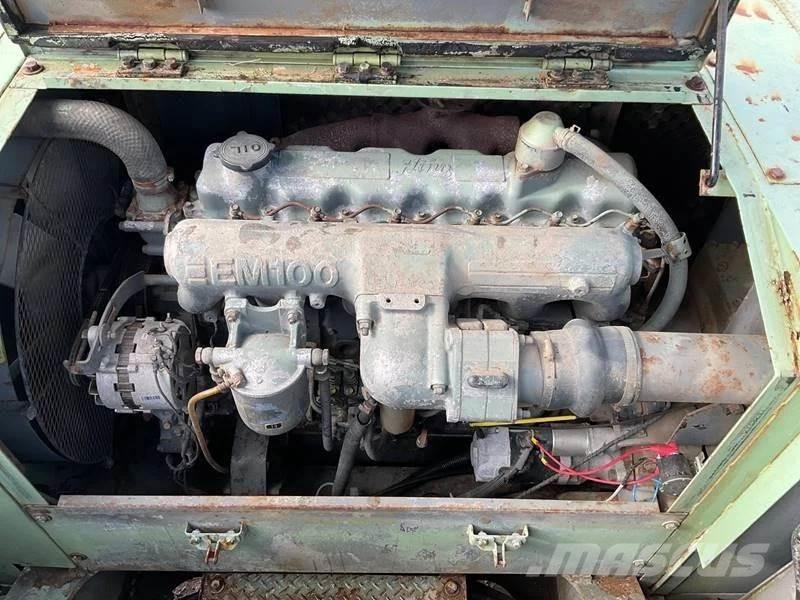 Hitachi KH125-3 Kranovi sa gusjenicama