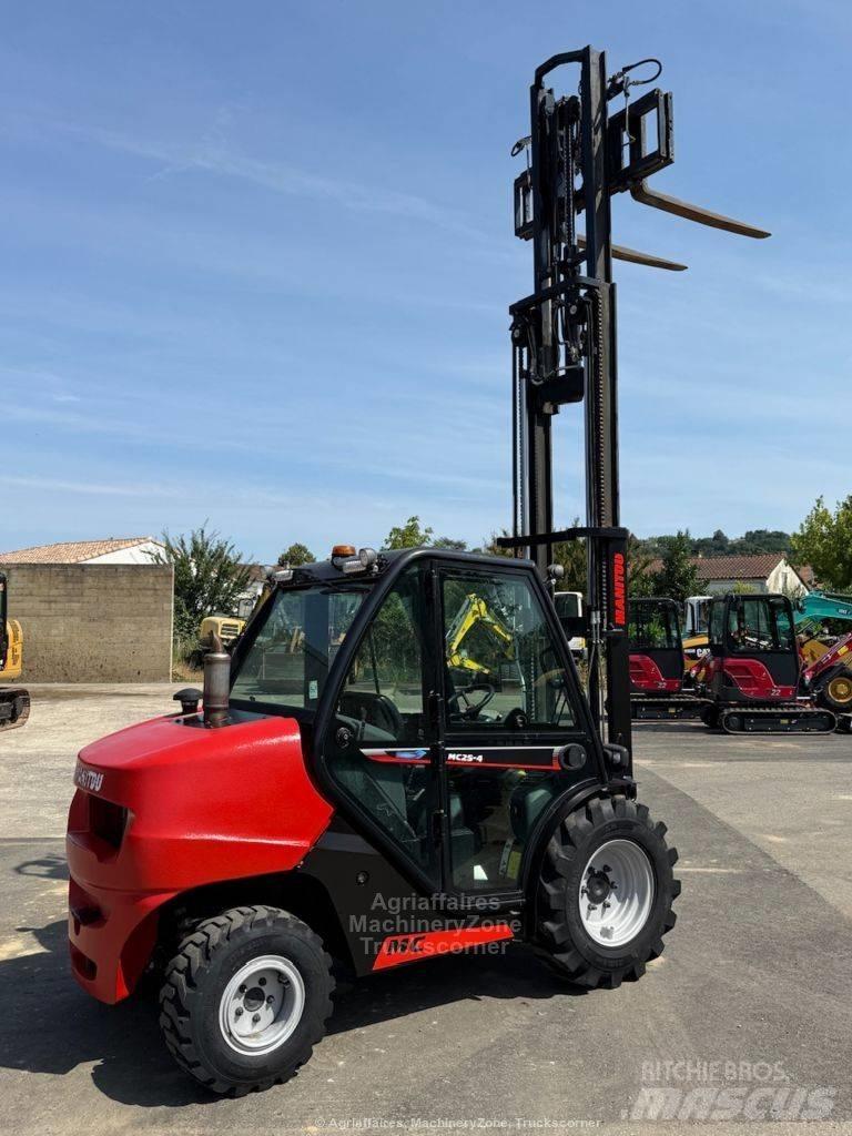 Manitou MC 25 Terenski viličar