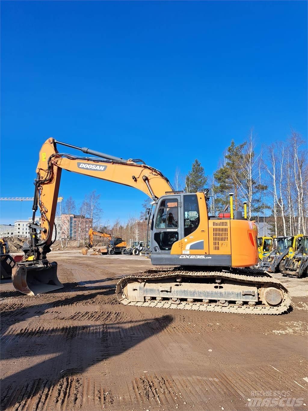 Doosan DX235LCR-5 Bageri gusjeničari