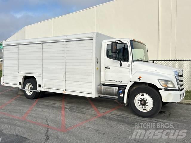 Hino 338 Kamioni za prijevoz pića