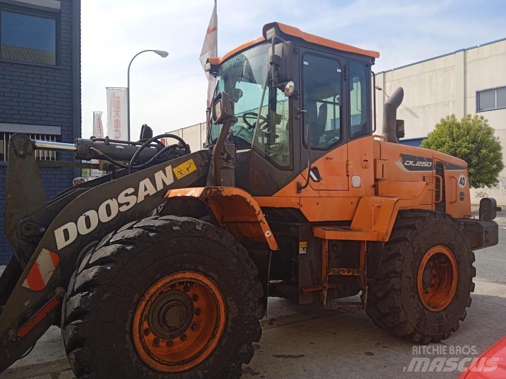 Doosan Dl250-5 Utovarivači na kotačima