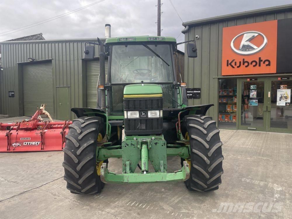 John Deere 6400 Traktori