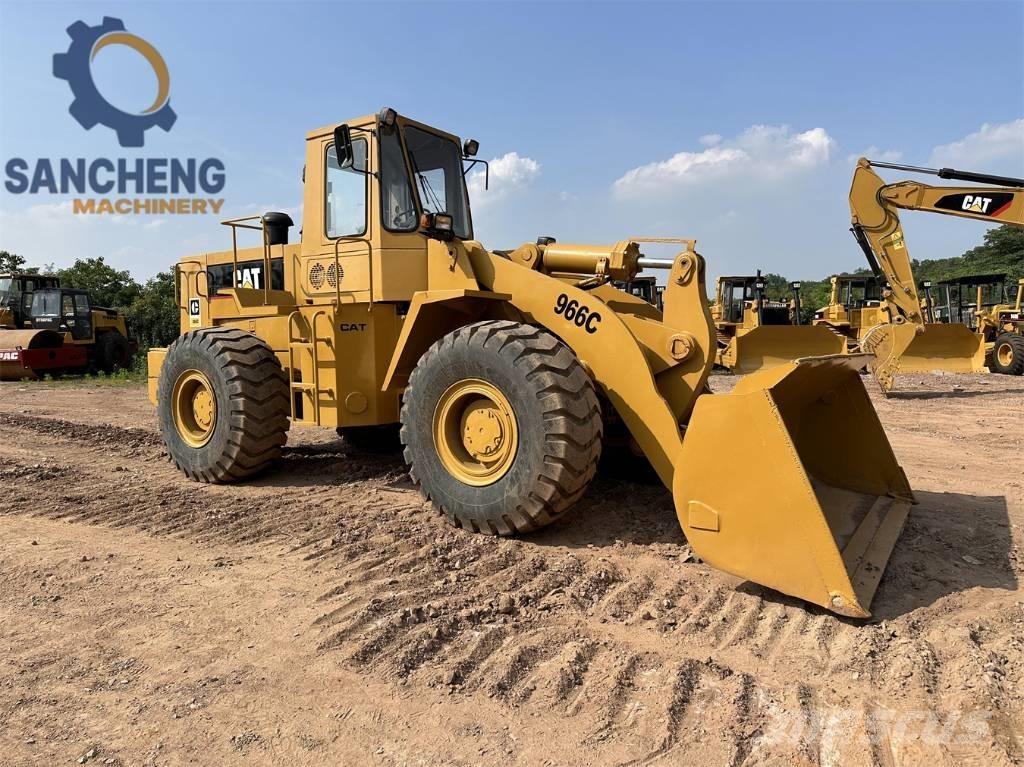 CAT 966C Utovarivači na kotačima