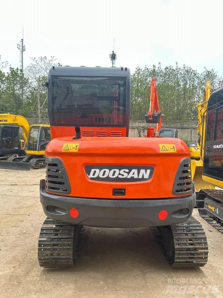 Doosan DX 60-9 C Bageri gusjeničari
