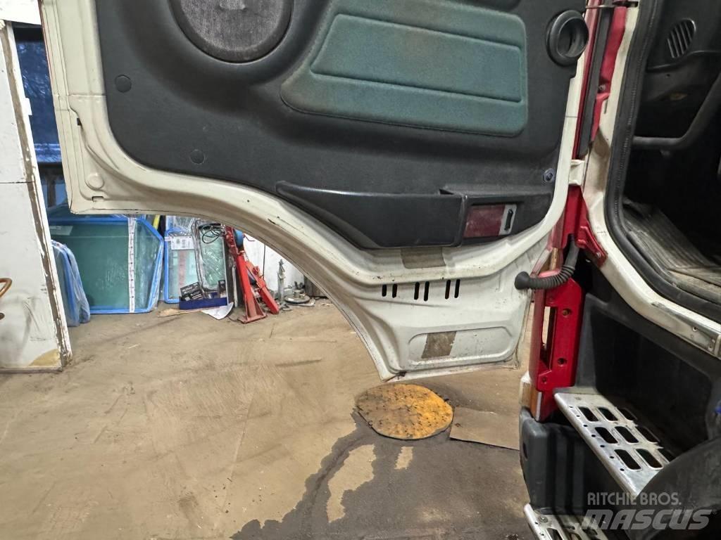 Volvo fm12 Rol kiper kamioni s kukama za dizanje