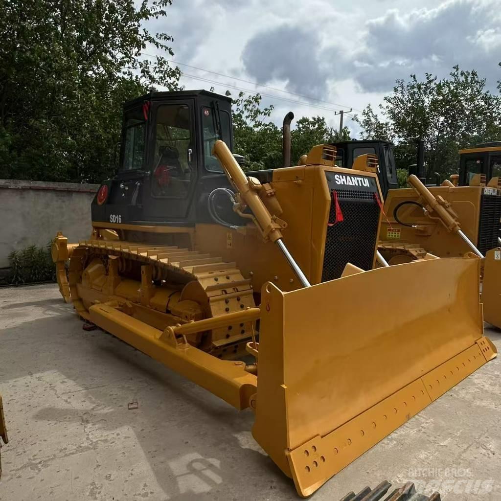 CAT D 6 G Buldožeri gusjeničari