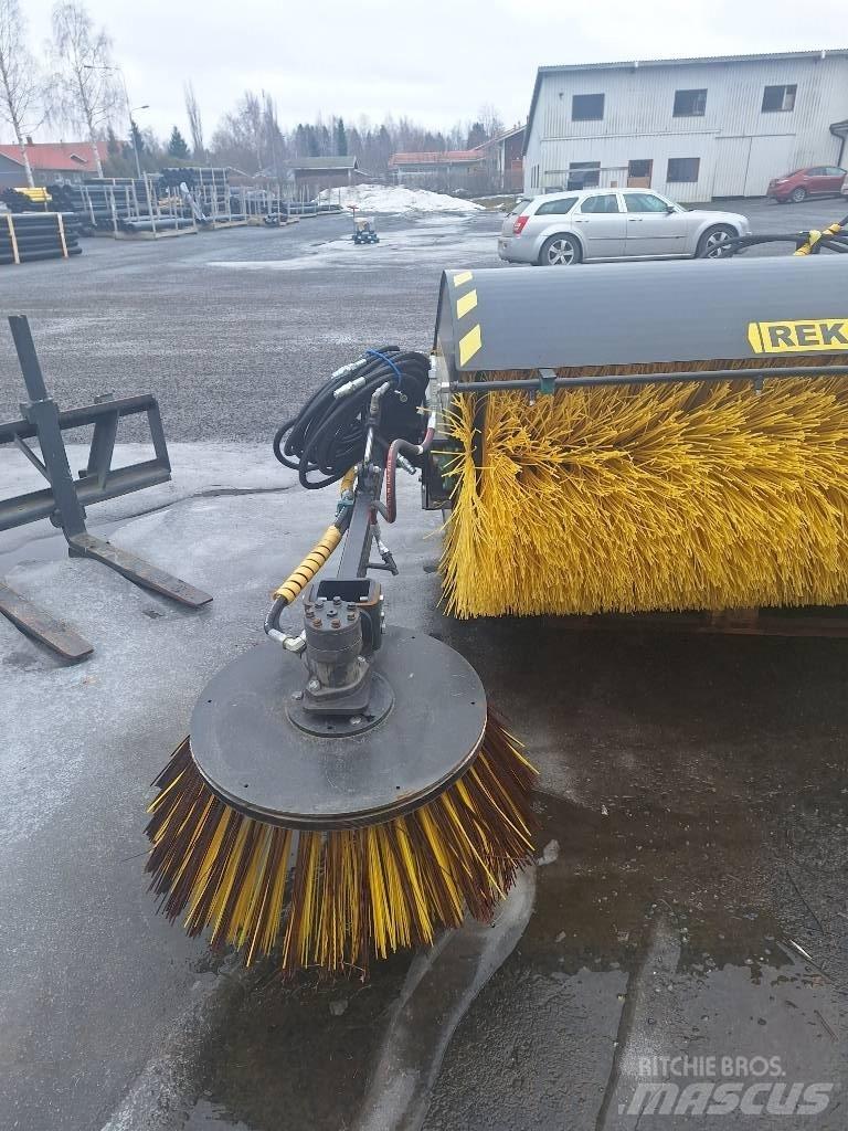 Reko KH 1800 Strojevi za metenje