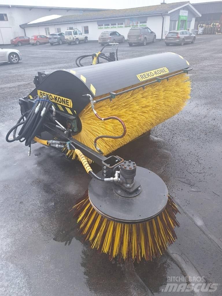 Reko KH 1800 Strojevi za metenje