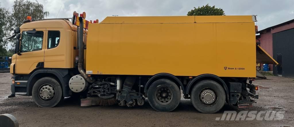 Scania P 310 Strojevi za metenje