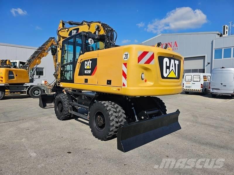 CAT M320F Bageri na kotačima
